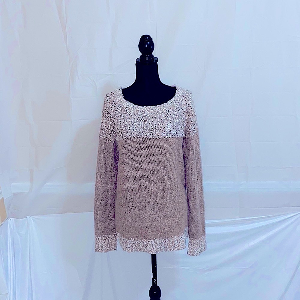 Fate Round Neck Sweater Size XL
